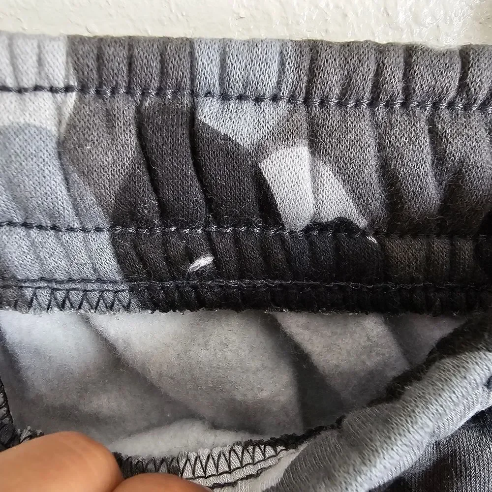 Nike Sportswear Club Fleece Joggers Pants Men's M Camo Black Grey FB9023-060